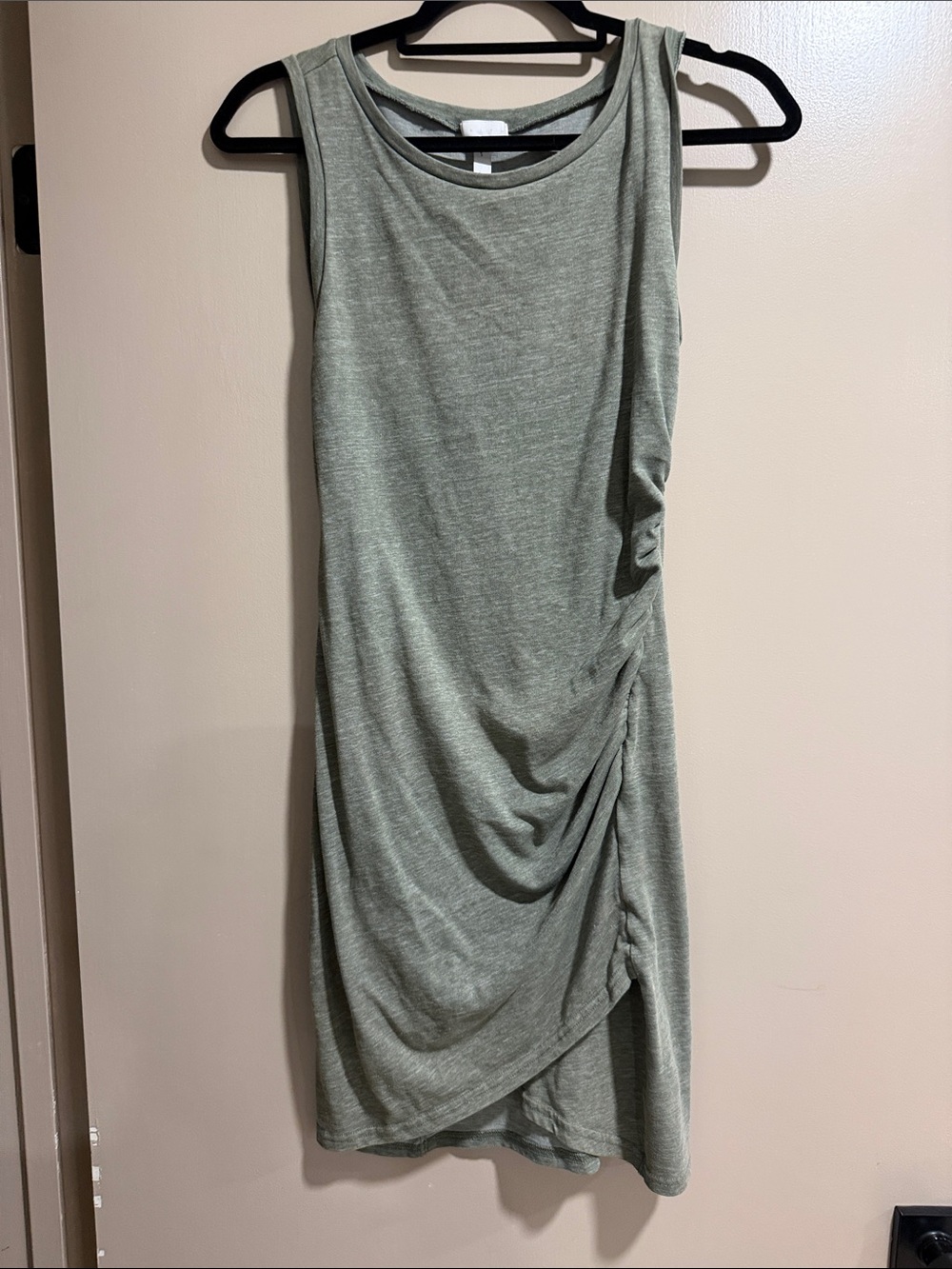 Leith Olive Green Sleeveless Side-Ruch Detail Dress
